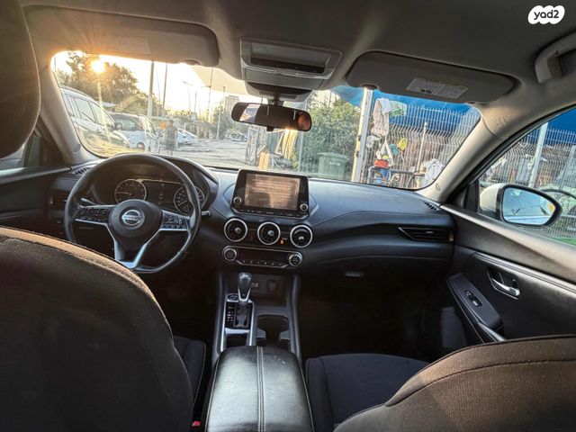 ניסאן סנטרה