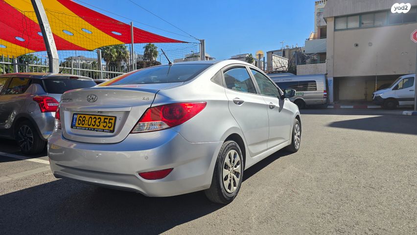 יונדאי אקסנט i25