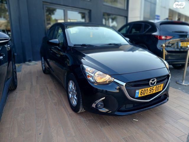 מודעת רכב מאזדה 2