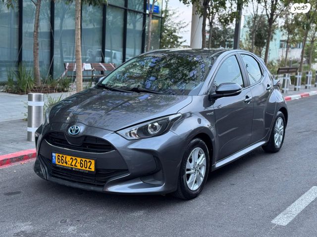 מודעת רכב טויוטה יאריס