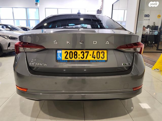 סקודה אוקטביה