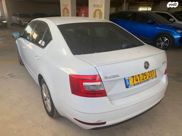סקודה אוקטביה 