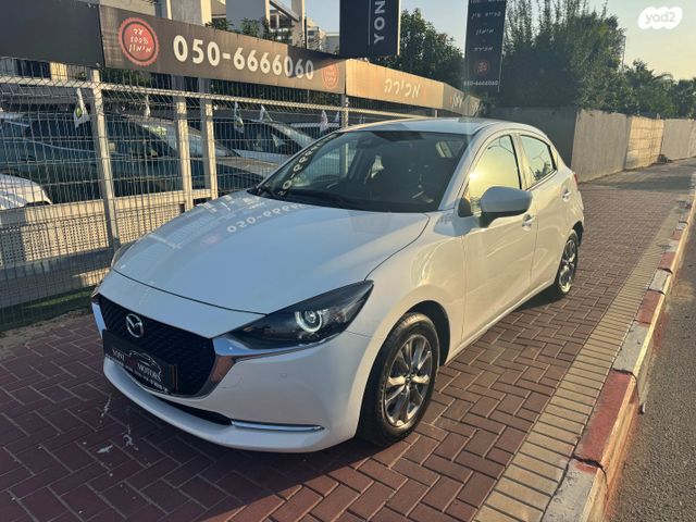 מודעת רכב מאזדה 2