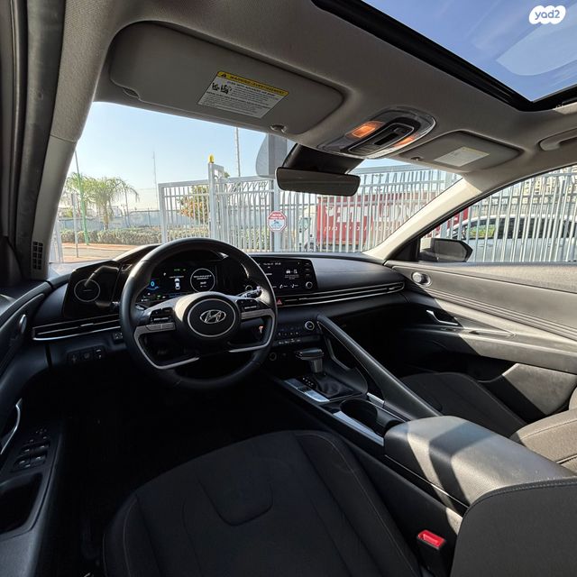 יונדאי אלנטרה