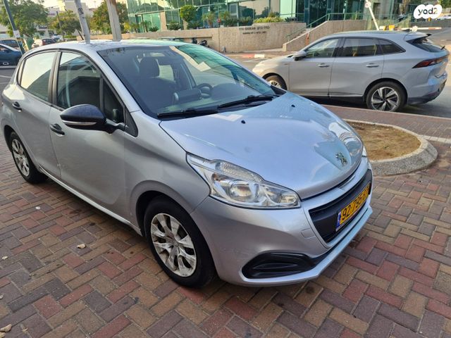 מודעת רכב פיג'ו 208