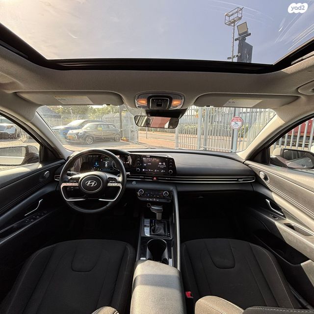 יונדאי אלנטרה