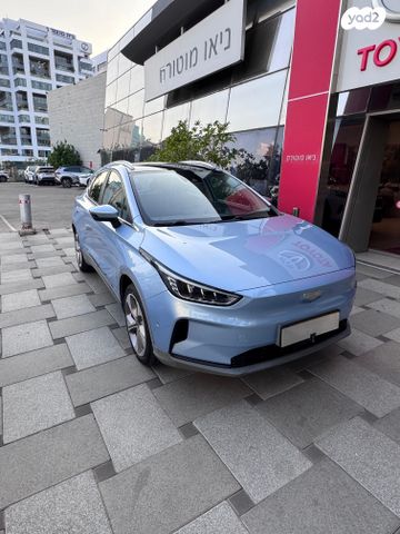 מודעת רכב ג׳ילי Geometry C