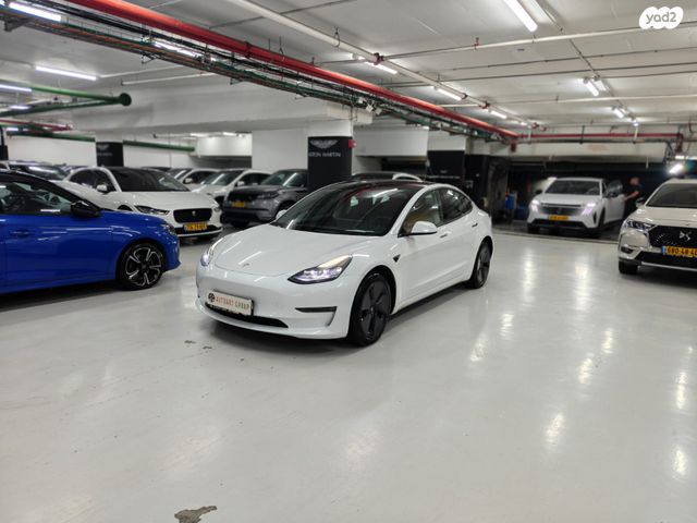 טסלה מודל 3