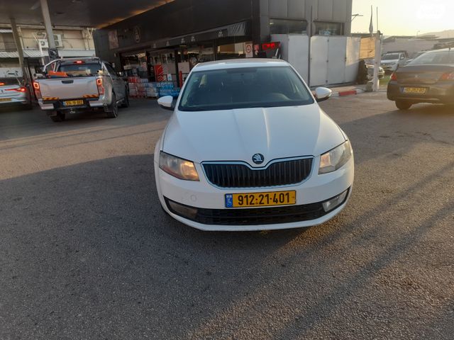 סקודה אוקטביה