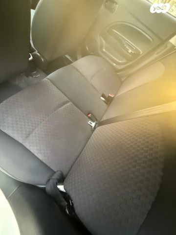 מיצובישי ספייס סטאר