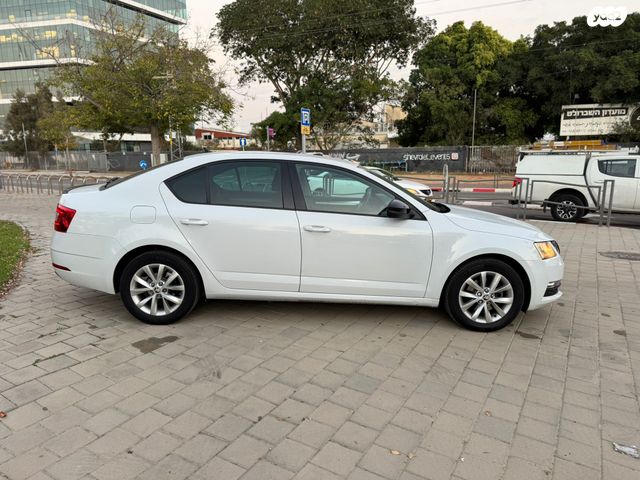 סקודה אוקטביה 