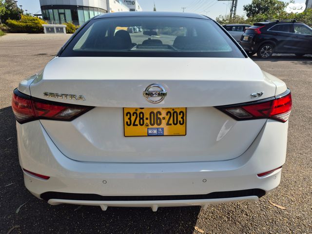 ניסאן סנטרה