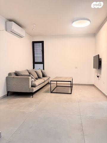 דירת גן, יהדות איטליה 15, רמת יורם, נתיבות