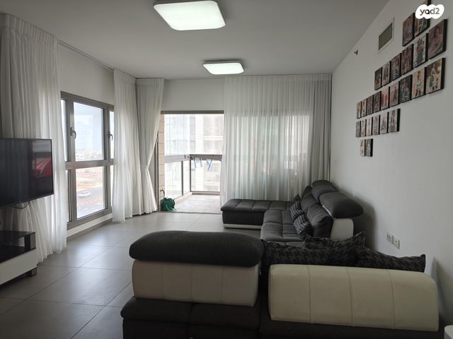 שדרות בן גוריון 143