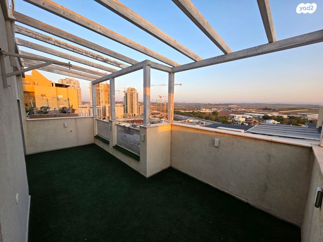 דופלקס, דקר 5, גני יער, לוד