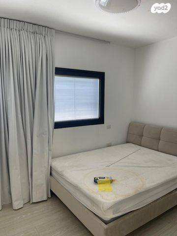 דופלקס, משה סנה 15, נאות אפקה ב', תל אביב יפו