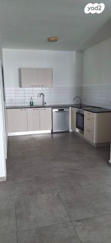 דירה, אלמוג 12, אכזיב, נהריה