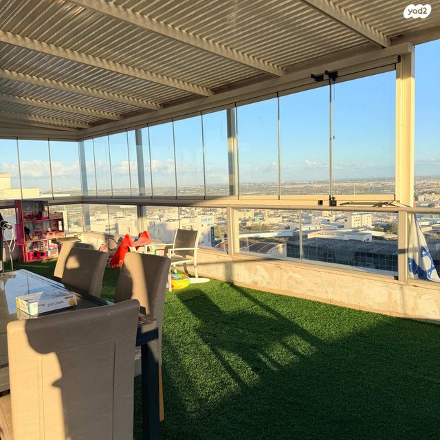 גג/ פנטהאוז, נחל איילון 7, צור יצחק, צור יצחק