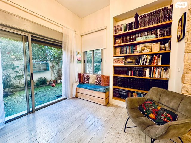 דירת גן, הכרמל 29, היובל, אור עקיבא