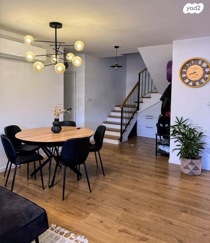 בית פרטי/ קוטג', חושן 22, אחוזת גדרה, גדרה