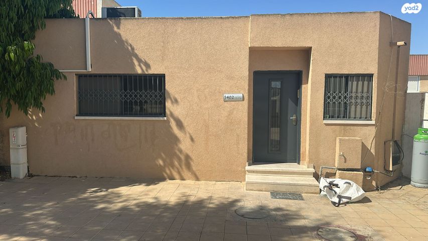 בית פרטי/ קוטג', מעגל הסתוונית 1402, שקד, ירוחם