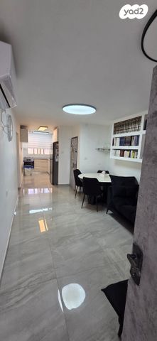 דירת גן, חטיבת כרמלי 7, רובע ג', אשדוד