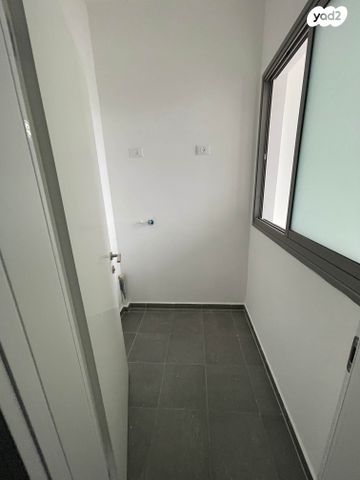 דירה, שדרות קדש 12, ברנע, אשקלון