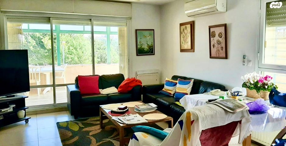 דירה, צביה ויצחק 66, גילה, ירושלים