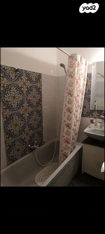 דופלקס, מנחם בגין 10, נווה גנים, קרית מוצקין