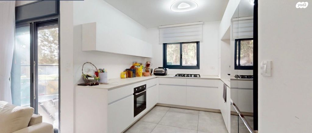 חביבה רייק 74