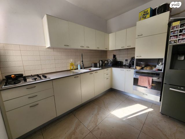 דירה, מוריה 6, רובע ה', אריאל