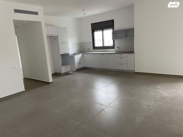 דירה, שדרות קדש 12, ברנע, אשקלון