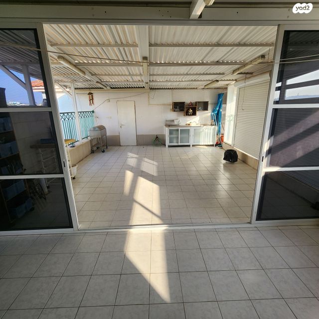 גג/ פנטהאוז, שדרות בית וגן 13, בית וגן, קרית אתא