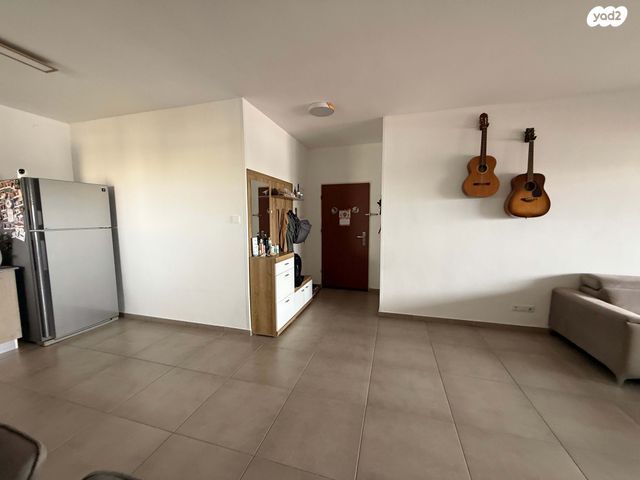 דירה, אבנר בן נר 16, סביוני נצר סירני, נס ציונה