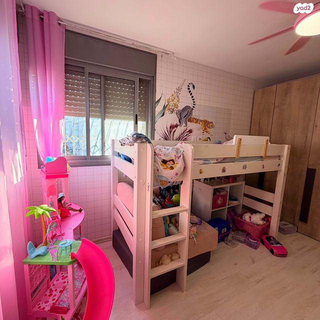 גג/ פנטהאוז, נחל איילון 7, צור יצחק, צור יצחק