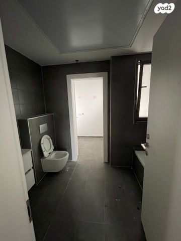 דירה, שדרות קדש 12, ברנע, אשקלון