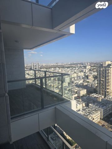 דירה, יעקב פיכמן 5, קרית אילון, חולון