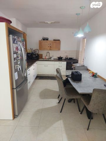 דירה, משעול שמעון 5, בני ישראל, קרית גת