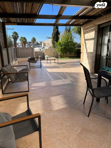 בית פרטי/ קוטג', הלולב 7, קרית יערים, גבעת זאב