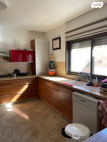 בית פרטי/ קוטג', הלולב 7, קרית יערים, גבעת זאב