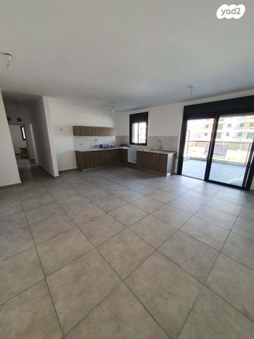 דירת גן, רבי יצחק נפחא 5, נתיבות ישראל / רמת בית שמש ד-4, בית שמש