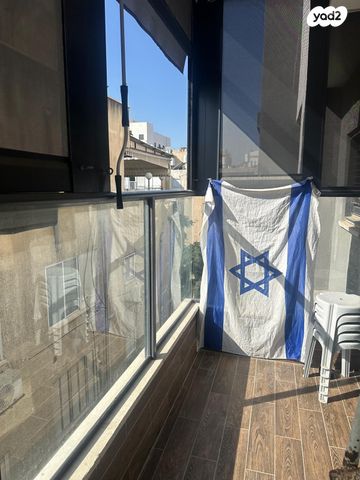 דירה, הנביאים 13, הנביאים, בת ים