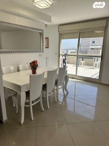 גג/ פנטהאוז, יוספטל 2, ליבת העיר, יהוד מונוסון