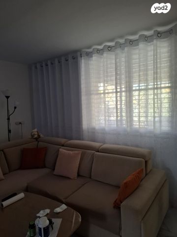 דירת גן, סנהדרין 43, שכונה ד', באר שבע