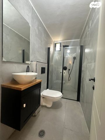 דירת גן, שמעון בר גיורא 27, שכונה ד', באר שבע