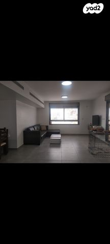 דירה, הענבר 8, שאר העיר, מעלה אדומים