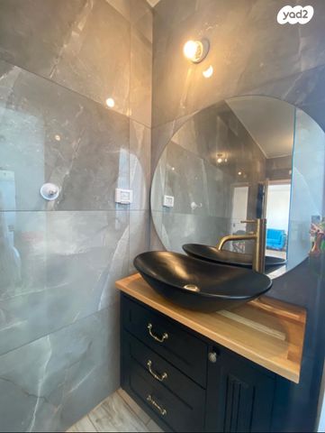 דירה, שדרות איינשטיין 11, יסודות, בני ברק