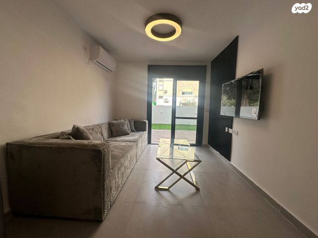 שמעון בר גיורא 27