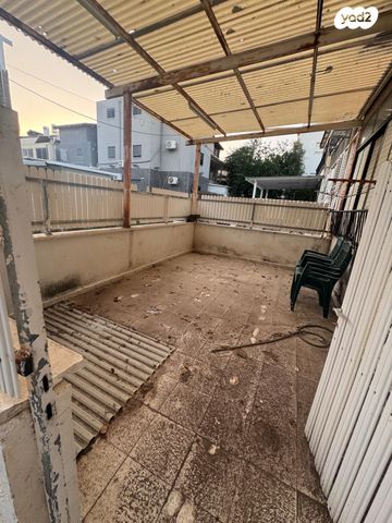 דירה, קרן היסוד 101, מרכז העיר, סביניה, הוותיקה, קרית ביאליק