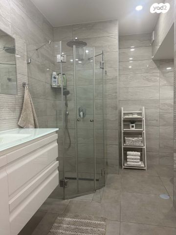 דירה, סעדיה גאון 13, לב המושבה / מרכז העיר, פתח תקווה